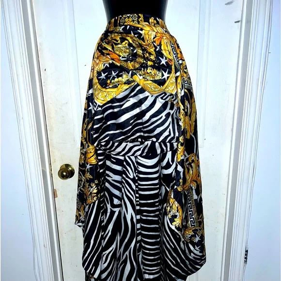 Versace | Skirts | Beautiful Original Versace Skirt | Poshmark